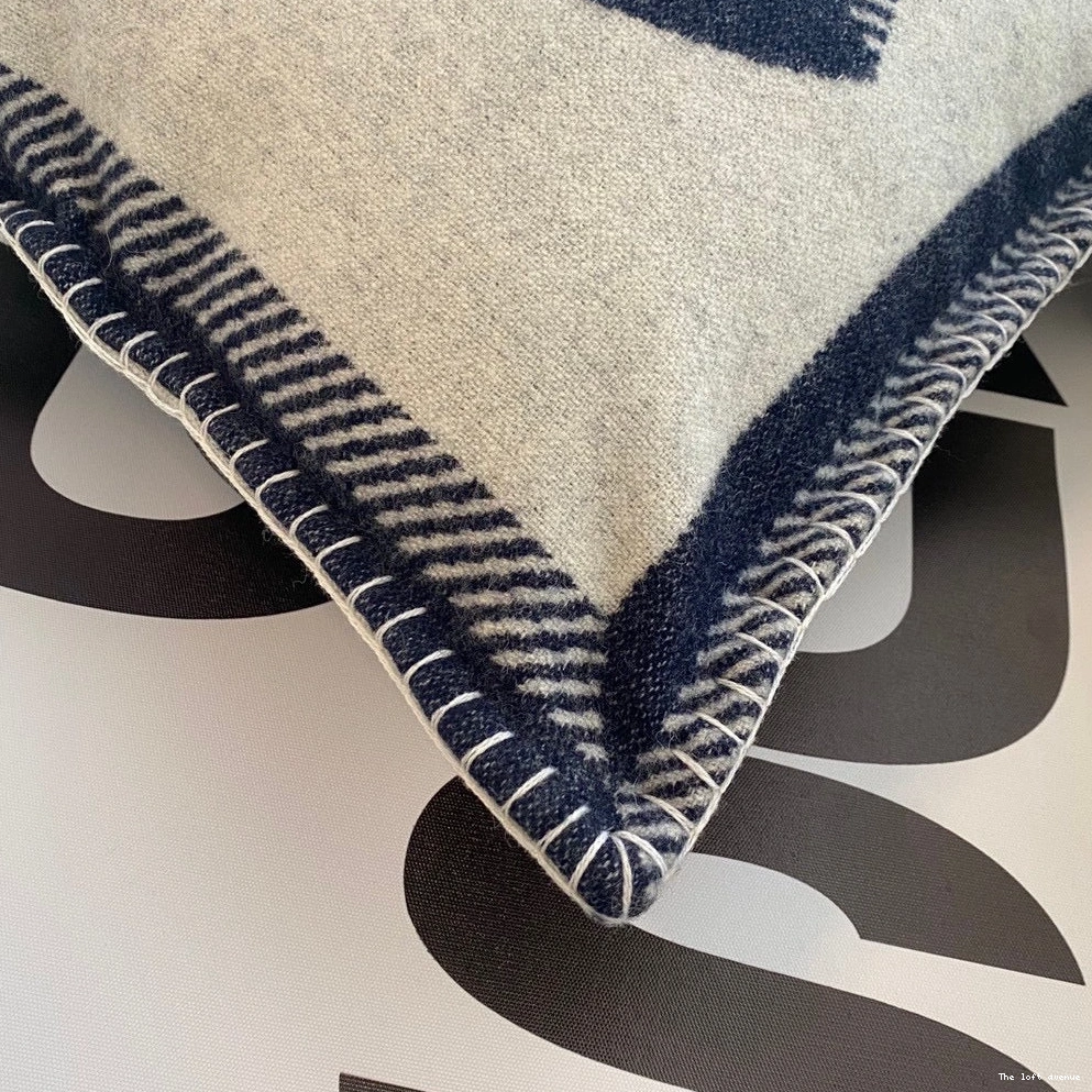 PILLOW WOOL 2.0 COCO THROW 0729